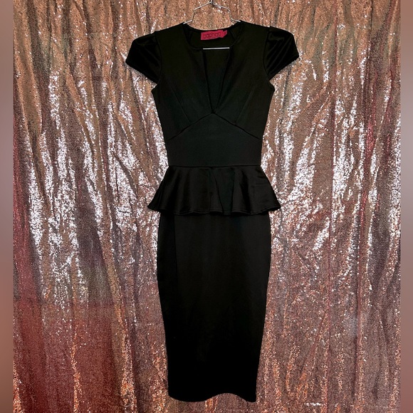Boohoo Cap Sleeve Peplum Midi Black Dress - Picture 3 of 13